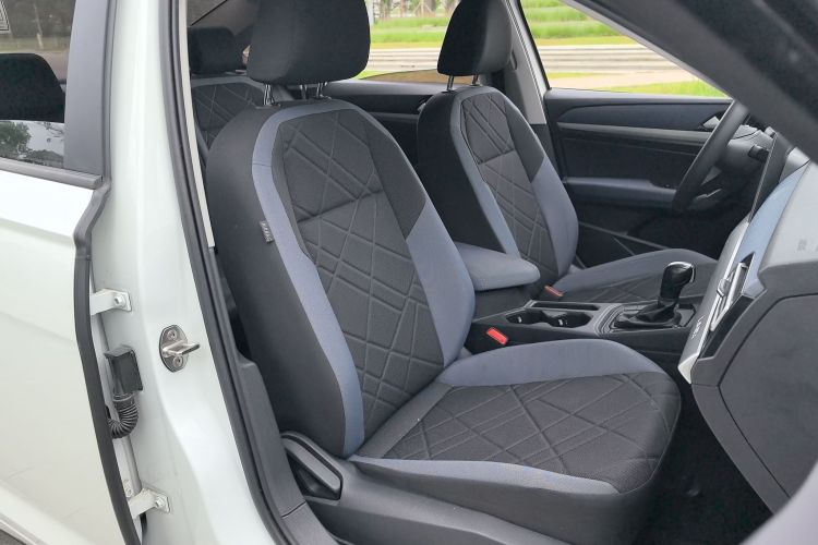 大众 朗逸 2023款 1.5L 自动得逸版局部细节41