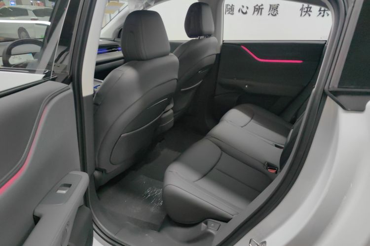 小鹏G6 2025款 625 长续航 Max 科技版中控内饰7001