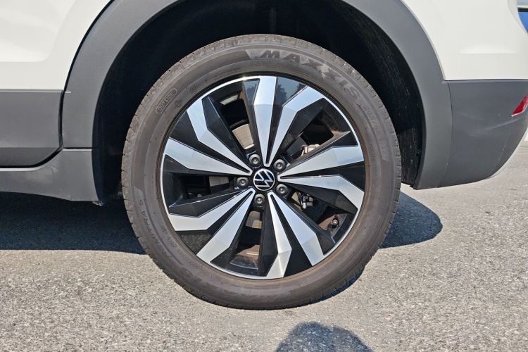 大众 途岳 2025款 新锐 300TSI 锐意版车身外观6007