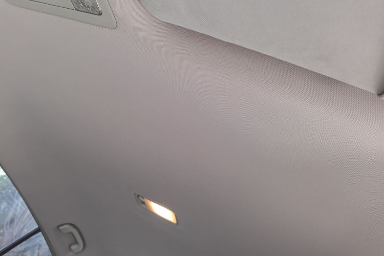 日产 骐达TIIDA 2011款 1.6L CVT舒适型局部细节22