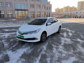 丰田 卡罗拉 2017款 改款双擎 1.8L E-CVT领先版