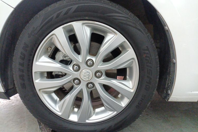 别克 英朗 2018款 15T 双离合精英型 国V车身外观6006