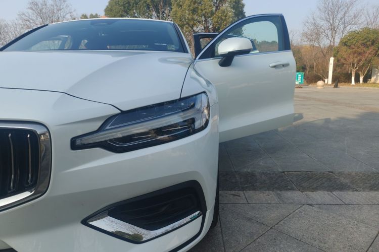 沃尔沃S60 2025款 B4 智远豪华版局部细节36