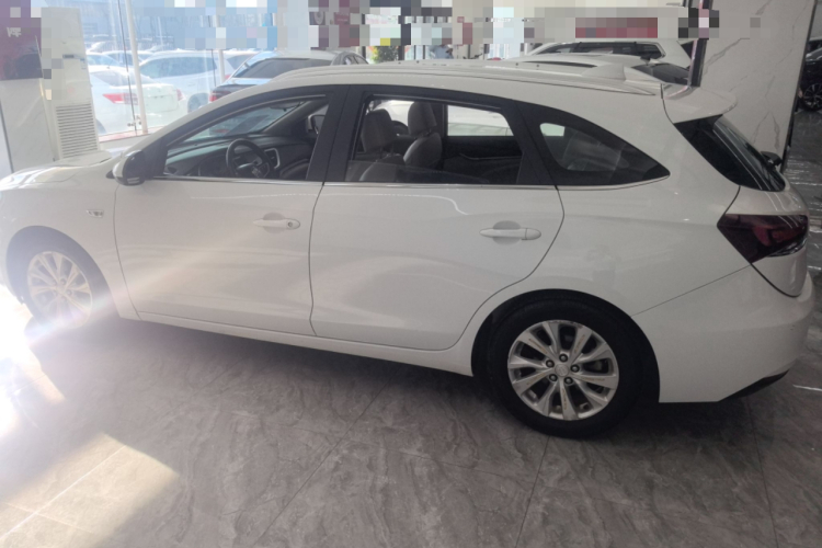 别克 阅朗 2018款 15T 双离合精英型车身外观6005