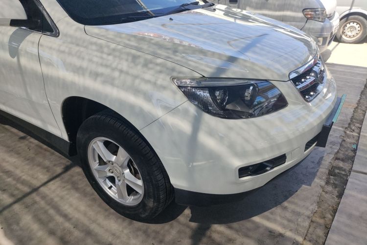 比亚迪S6 2014款 2.0L 手动豪华型 5座车身外观6009