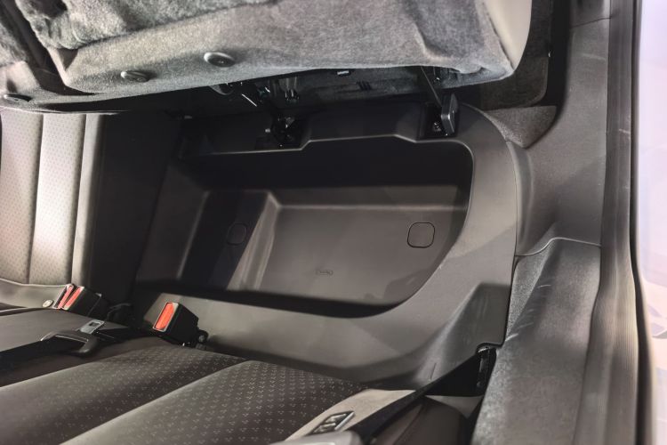 firefly萤火虫 2025款 发光版中控内饰7004