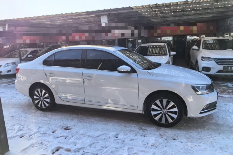 大众 速腾 2015款 1.6L 自动舒适型车身外观6002