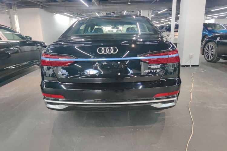 奥迪A6L 2025款 改款 40 TFSI 豪华动感型车身外观6004