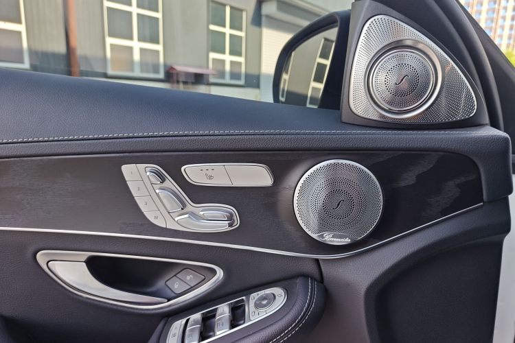 奔驰C级 2021款 C 260 L 运动星耀臻藏版中控内饰7004