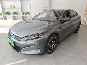 比亚迪 汉L 2025款 DM-p 四驱激光雷达旗舰型