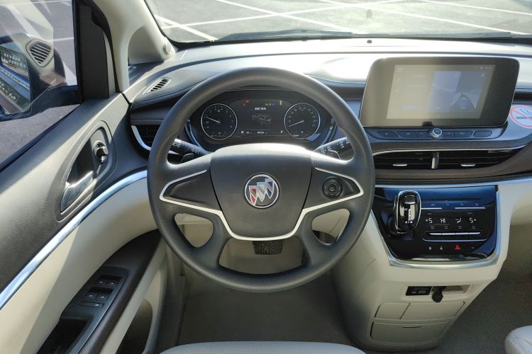 别克GL8 2022款 陆上公务舱 652T 舒适型局部细节13