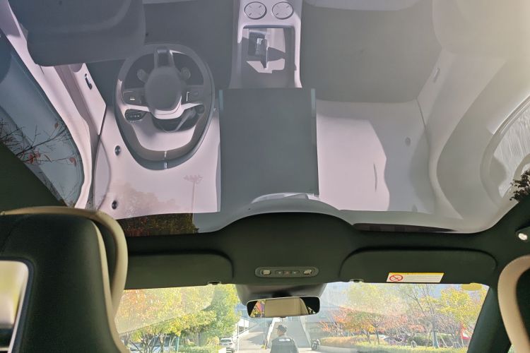 小米汽车 小米YU7 2025款 超长续航后驱版局部细节22