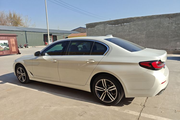 宝马5系 2023款 530Li 领先型 豪华套装车身外观6005
