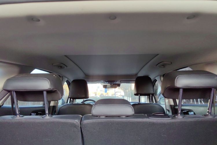 起亚 狮铂拓界 2023款 2.0T 两驱尊贵版车身外观6007