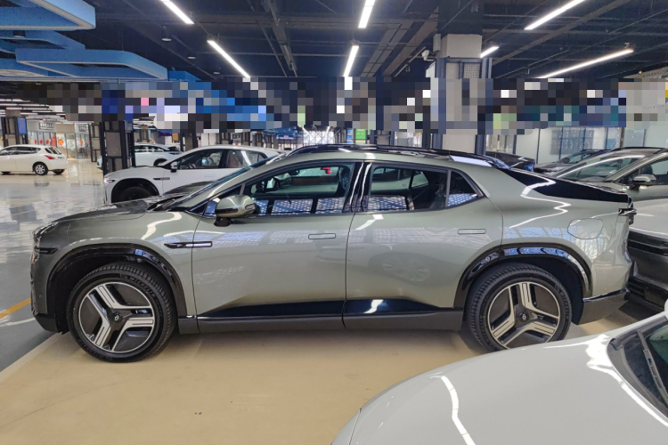 长安启源E07 2025款 增程 两驱 39kWh Pro智能版车身外观6005