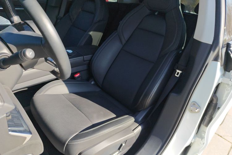 极氪001 2022款 长续航双电机 WE版局部细节19