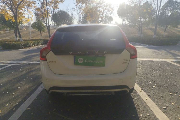 沃尔沃V60 2016款 Cross Country T6 AWD车身外观6006