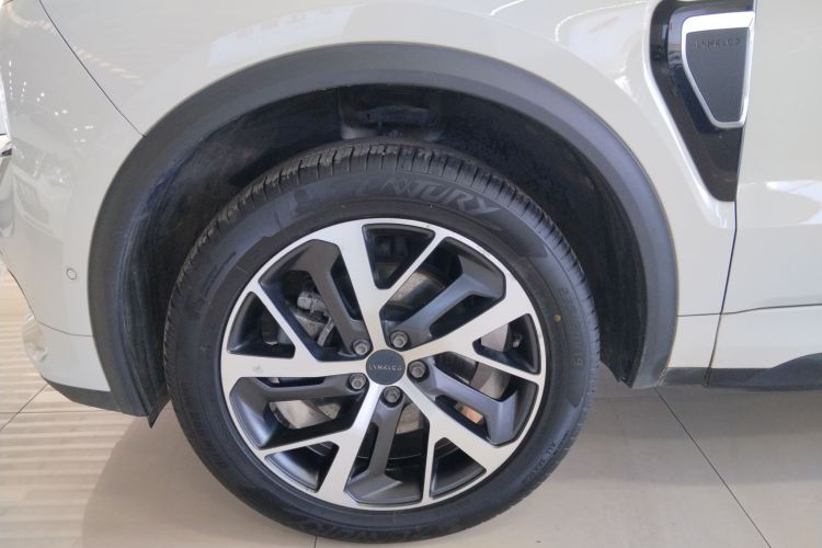 领克01 2017款 2.0T 四驱劲Pro版车身外观6009