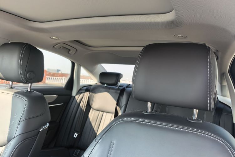 奥迪A6L 2024款 45 TFSI 臻选致雅型局部细节22