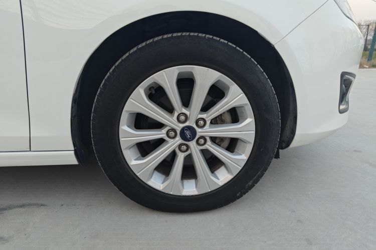 福特 福睿斯 2015款 1.5L 自动时尚型车身外观6003