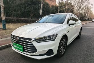 比亚迪 秦Pro 2018款 1.5TI 自动智联锋享型