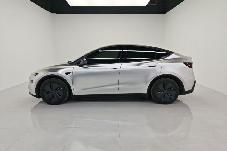 特斯拉 Model Y 2025款 长续航全轮驱动 首发版车身外观6003