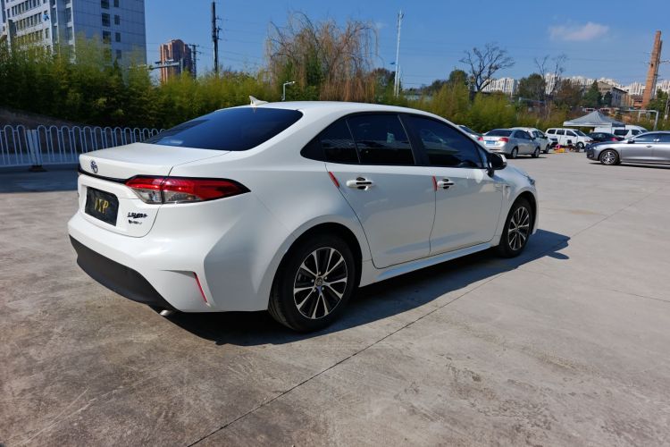 丰田 雷凌 2024款 智能电混双擎 1.8L 领先版车身外观6005