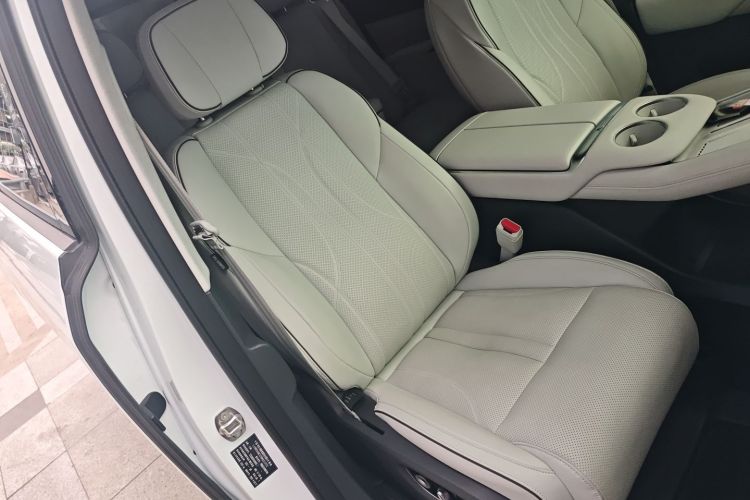 小鹏X9 2025款 650长续航 Max局部细节41