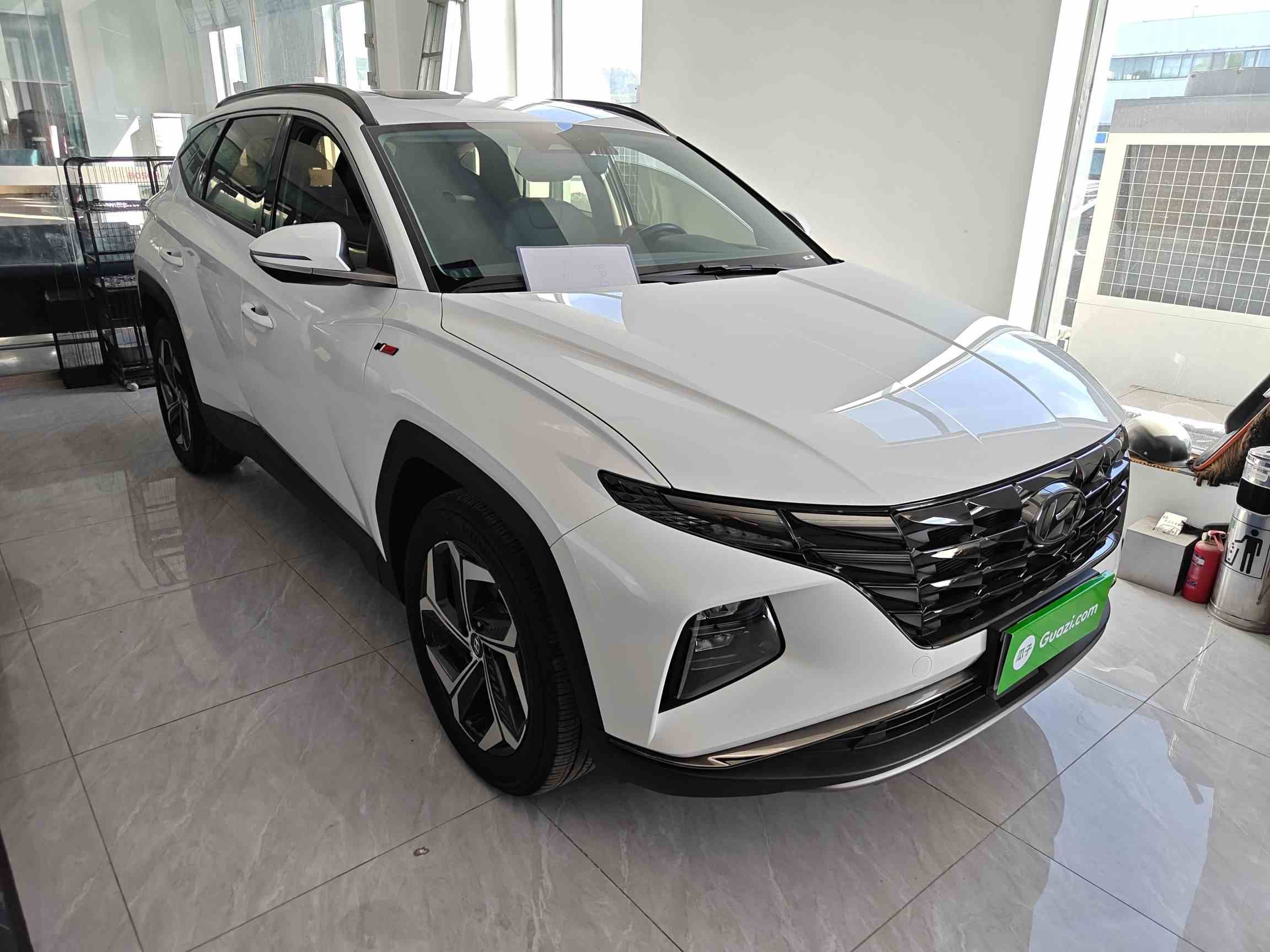 现代 2023款 途胜L 1.5T 自动两驱DLX豪华版(3)