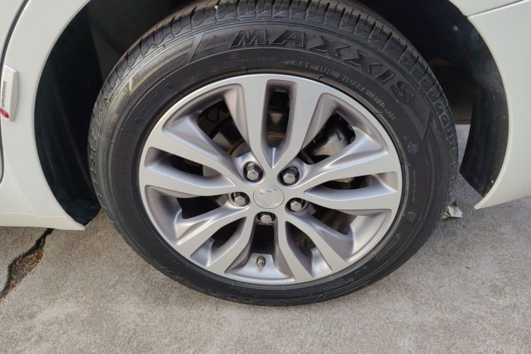 别克 英朗 2021款 改款 1.3T 自动轻混动精英型车身外观6009