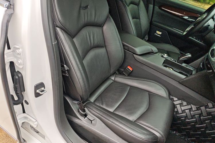 凯迪拉克CT6 2019款 28T 精英型局部细节41