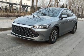 比亚迪 秦PLUS 2024款 荣耀版 DM-i 55KM领先型