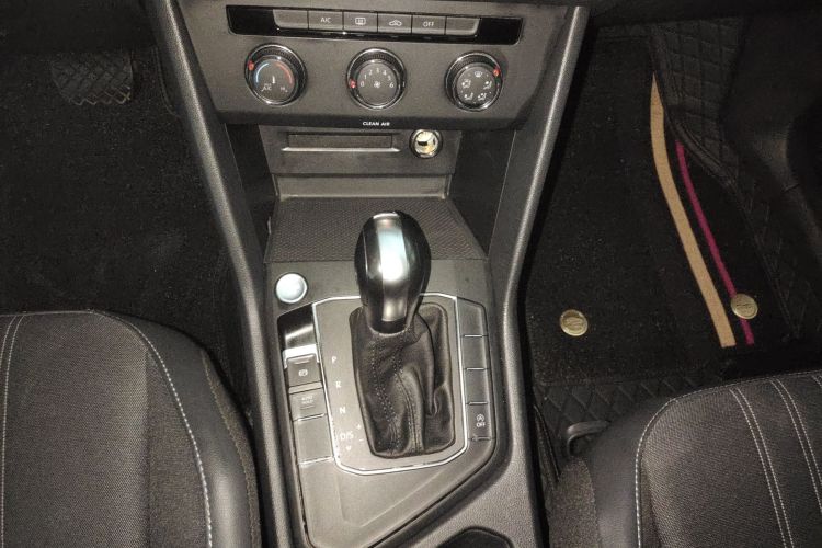 大众 途观L 2022款 330TSI 自动两驱舒享版局部细节9003