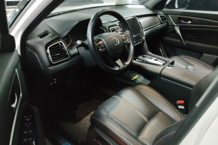 本田UR-V 2020款 370TURBO 两驱尊雅版中控内饰7002