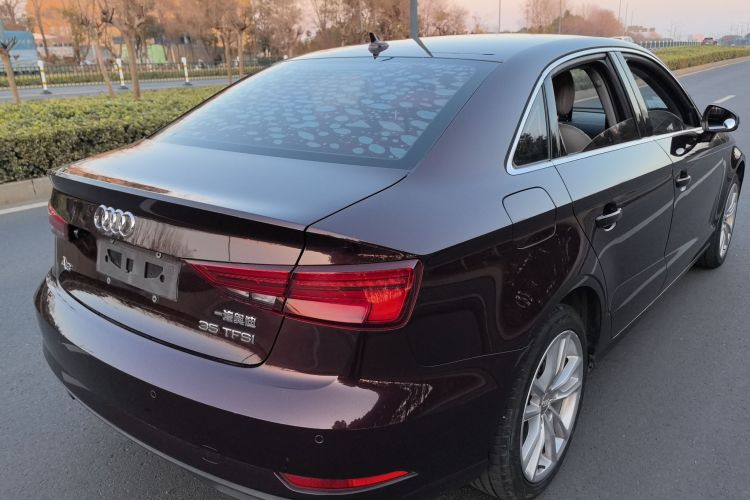 奥迪A3 2018款 30周年年型 Limousine 35 TFSI 进取型车身外观6006