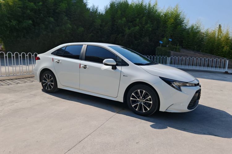 丰田 雷凌 2024款 智能电混双擎 1.8L 领先版车身外观6002