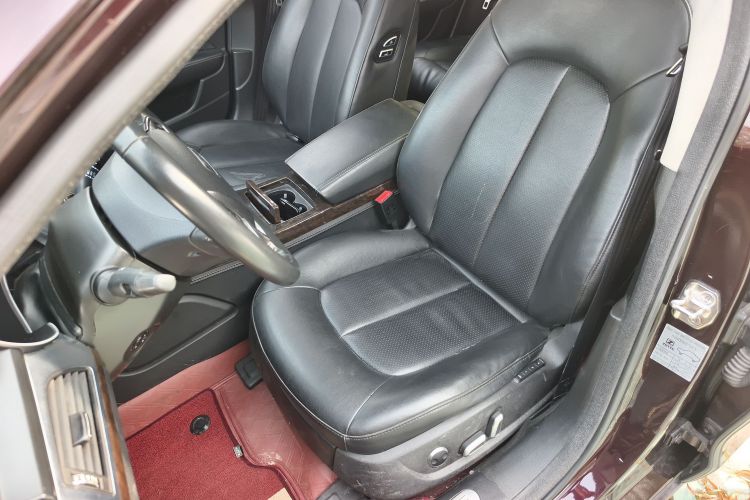 众泰Z700 2016款 1.8T DCT尊贵型局部细节19