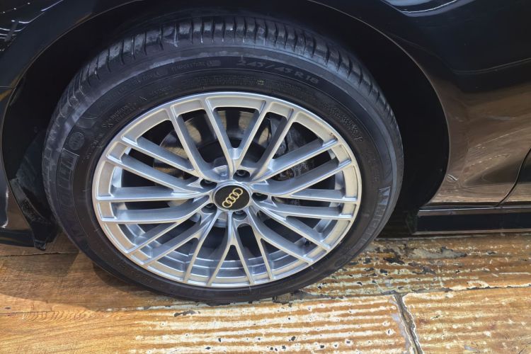 奥迪A6L 2018款 30周年年型 TFSI 进取型车身外观6008