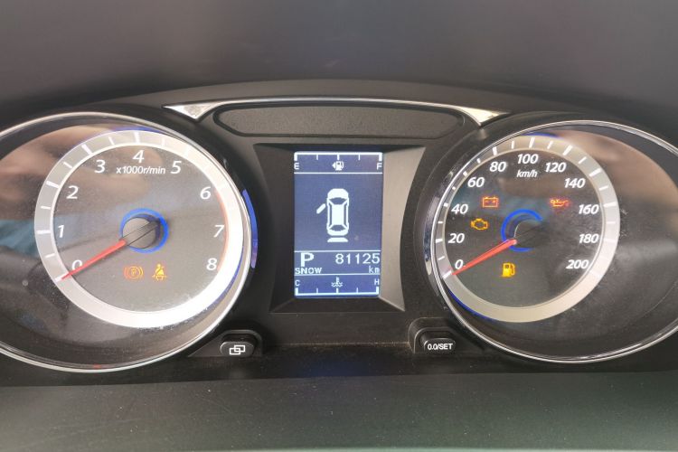 东风风行 风行CM7 2018款 经典版 2.0T 自动尊享型局部细节14