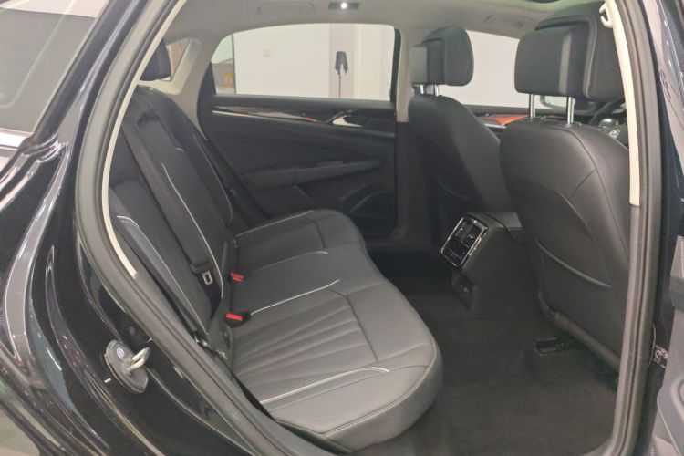 大众 帕萨特 2024款 330TSI 星空精英版中控内饰7007