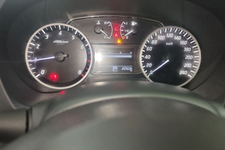 日产 轩逸 2022款 经典 1.6XE CVT舒适版中控内饰15