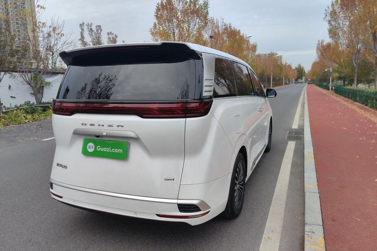 腾势D9 2022款 DM-i 1040 尊贵型车身外观6004