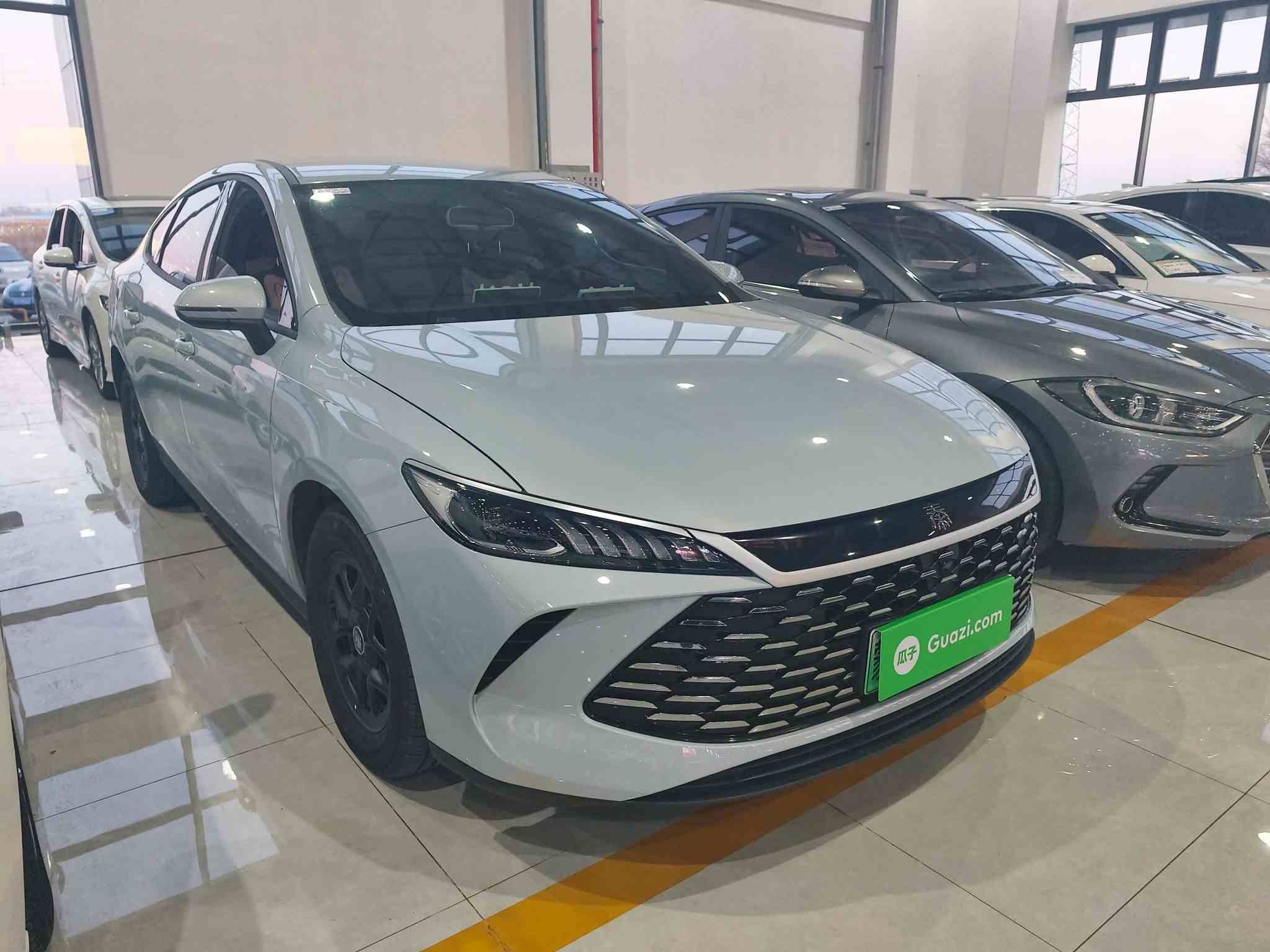 比亚迪 秦PLUS 2025款 DM-i 智驾版 55KM领先型(3)
