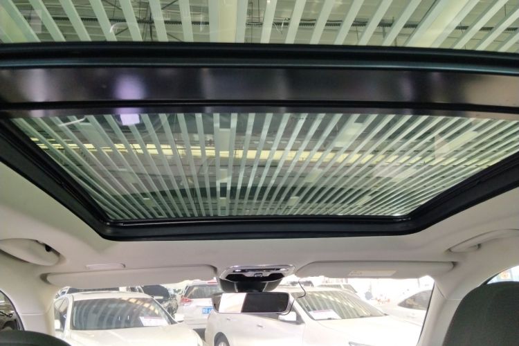 领克01 2017款 2.0T 四驱劲Pro版局部细节22