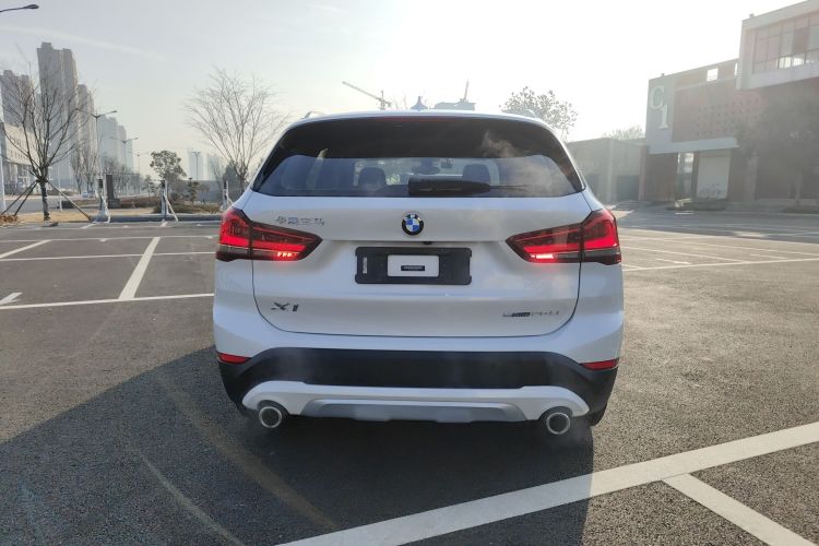 宝马X1 2020款 sDrive20Li 尊享型车身外观6005