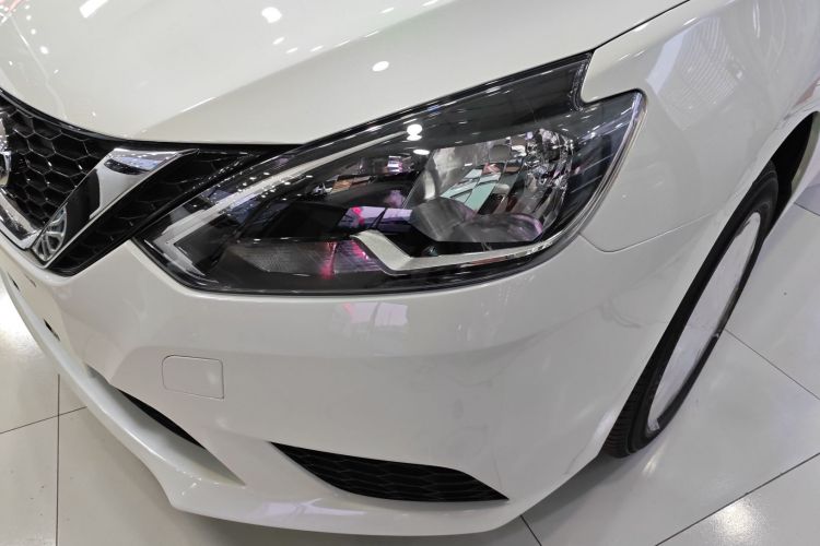 日产 轩逸 2024款 改款二 经典 1.6XL CVT豪华版车身外观6006