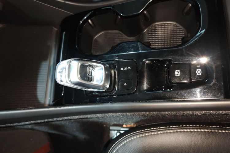 沃尔沃XC40 2021款 T4 四驱智远豪华版局部细节9002