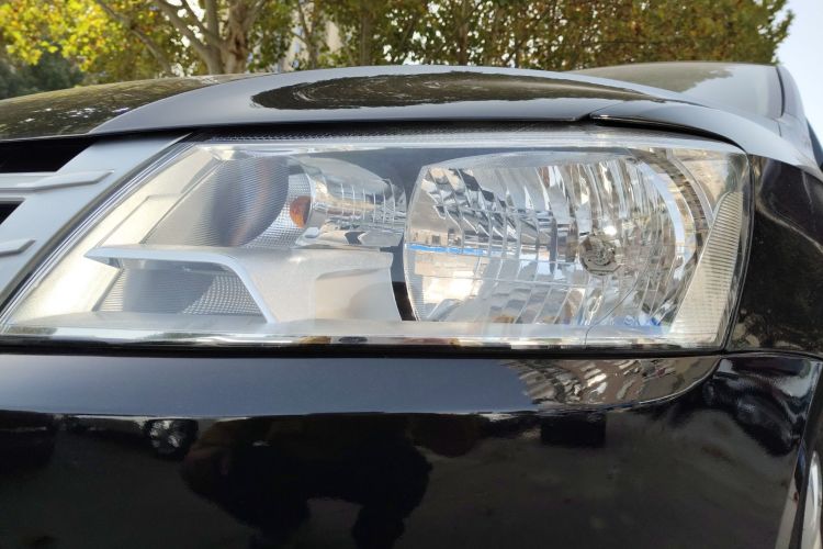 大众 桑塔纳 2015款 1.6L 自动风尚版局部细节36