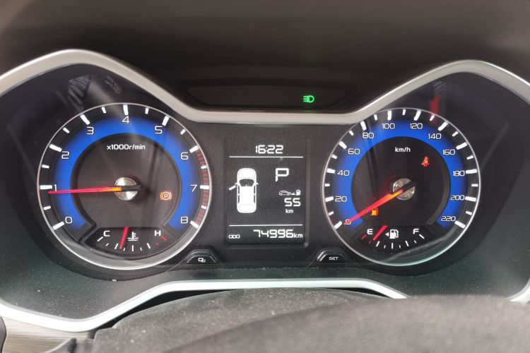 吉利汽车 远景X3 2017款 1.5L 自动尊贵型中控内饰15