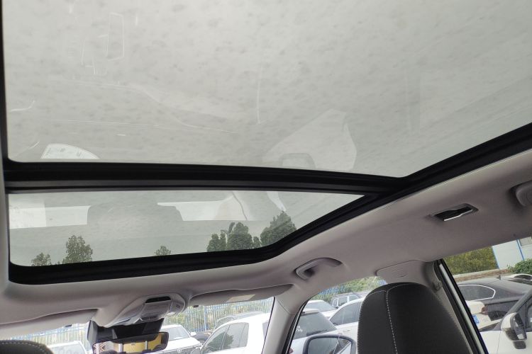 吉利汽车 2022款 博越X 1.8TD DCT智慧型局部细节22